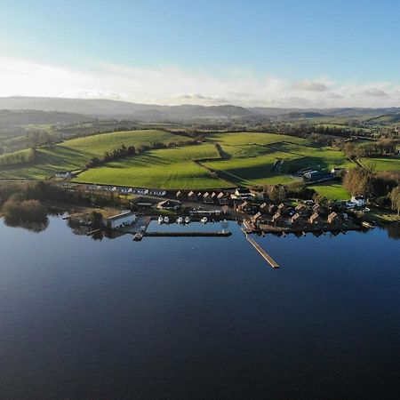 Tullybay Holiday Homes Екстер'єр фото