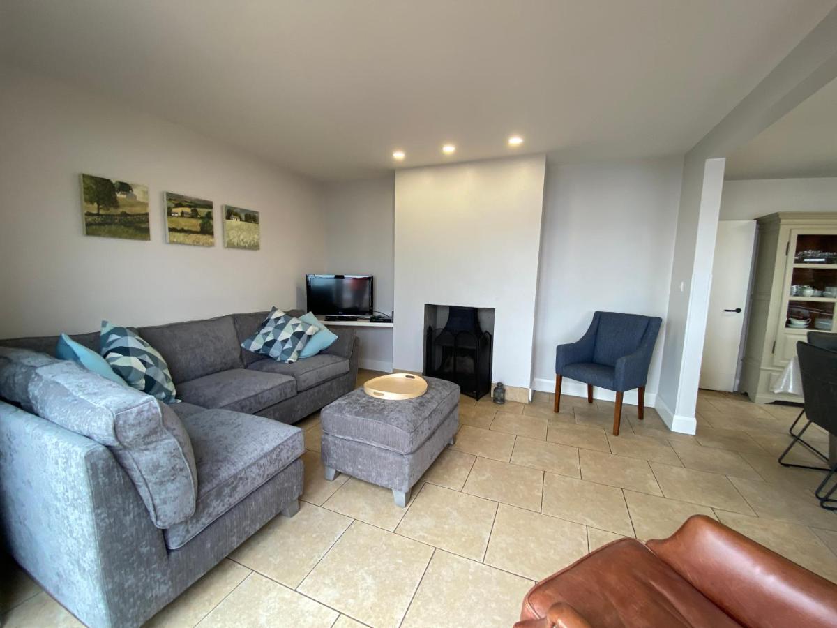 Tullybay Holiday Homes Екстер'єр фото